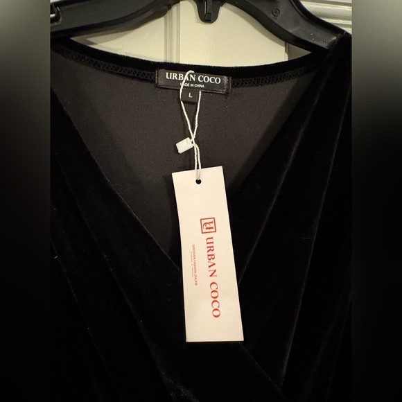 NWT Urban Coco Black Velvet maxi dress size large - Picture 4 of 6